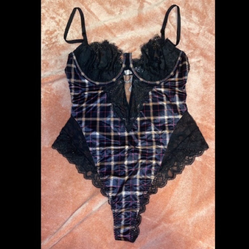 Victoria’s Secret lingerie bodysuit / teddy
